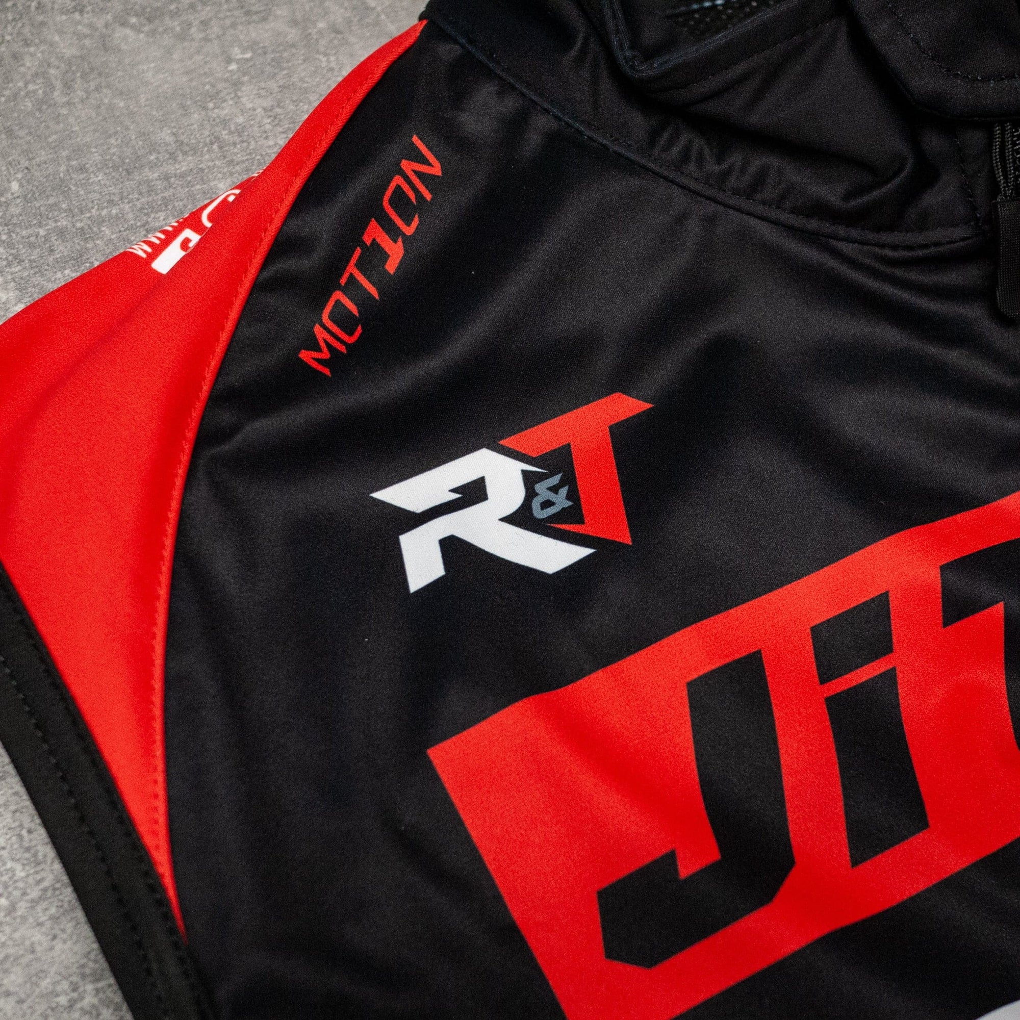 Road and Trials X Jitsie Motion Core Gilet - Logo Edition