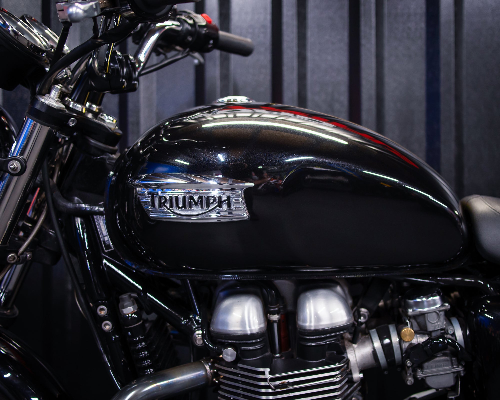 Approved Used 2013 Triumph Thruxton 900 Custom