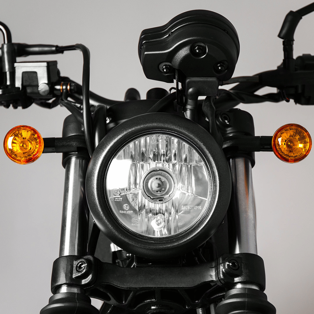 New Hyosung Aquila GV125S 125cc V Twin Road and Trials