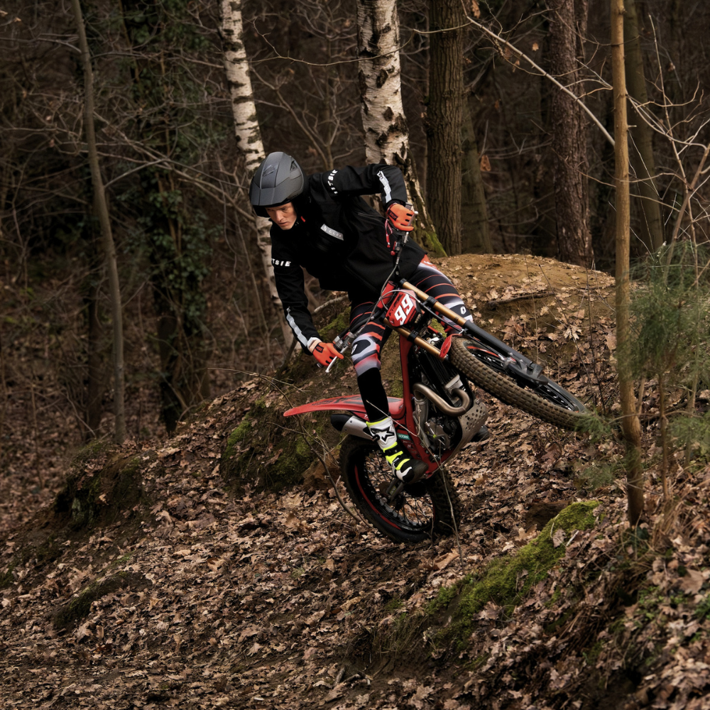 Jitsie Glow Core Trials Jacket