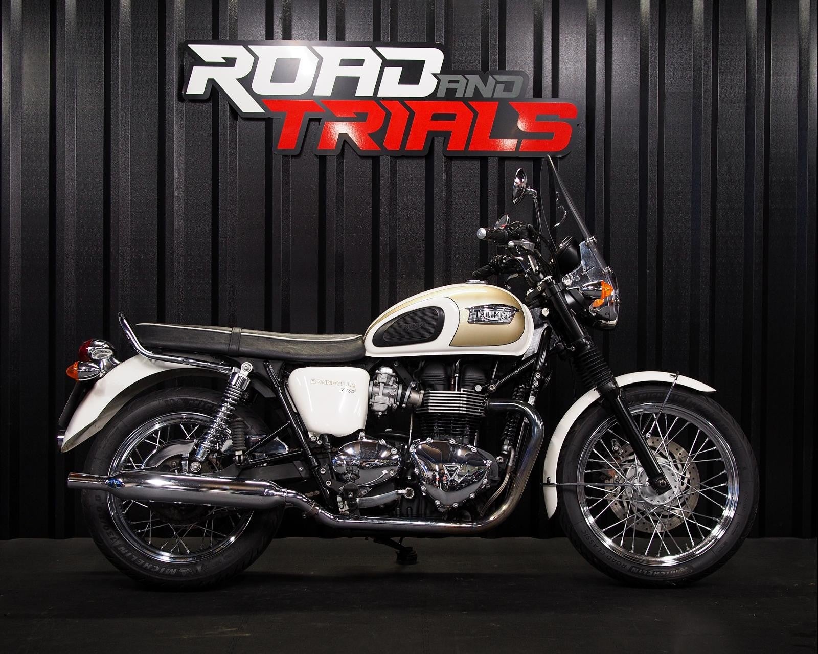 Approved Used 2015 Triumph Bonneville T100 SE - Road and Trials