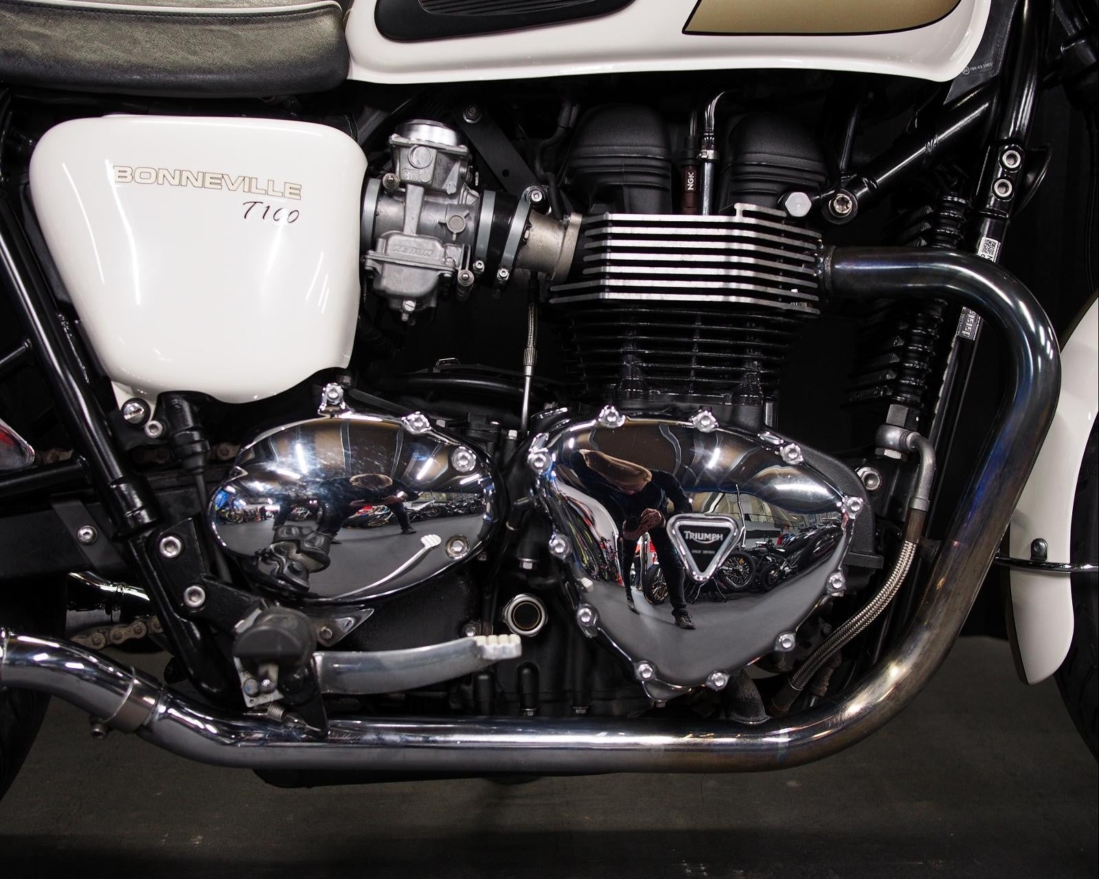 Approved Used 2015 Triumph Bonneville T100 SE - Road and Trials