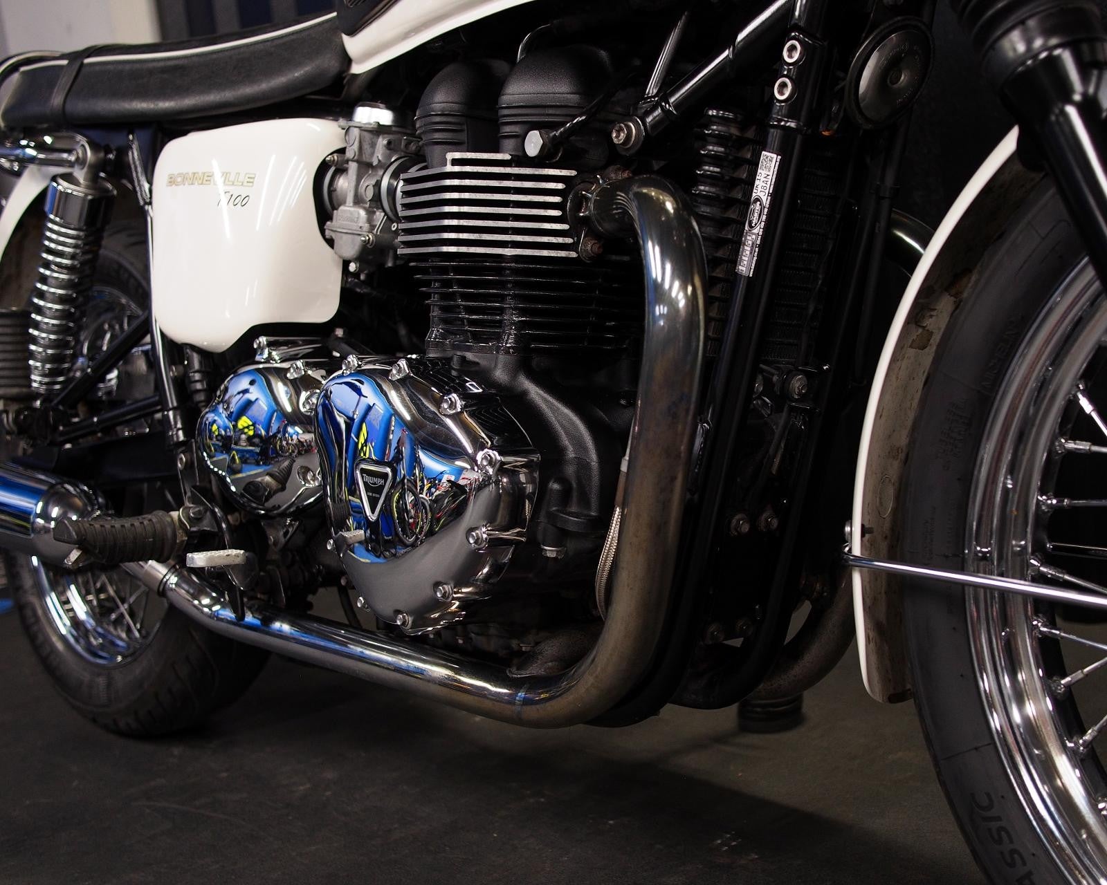 Approved Used 2015 Triumph Bonneville T100 SE - Road and Trials