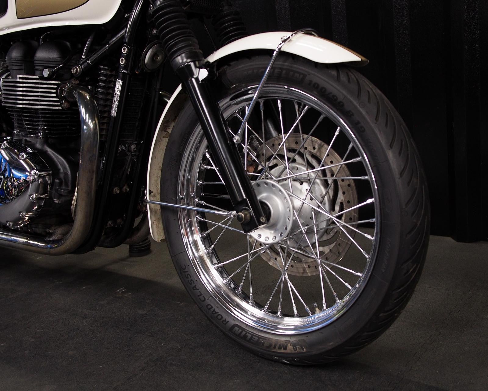 Approved Used 2015 Triumph Bonneville T100 SE - Road and Trials