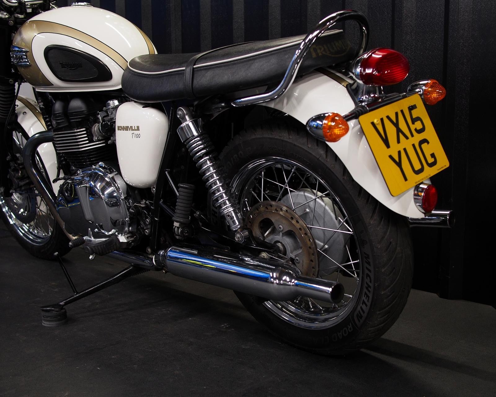 Approved Used 2015 Triumph Bonneville T100 SE - Road and Trials