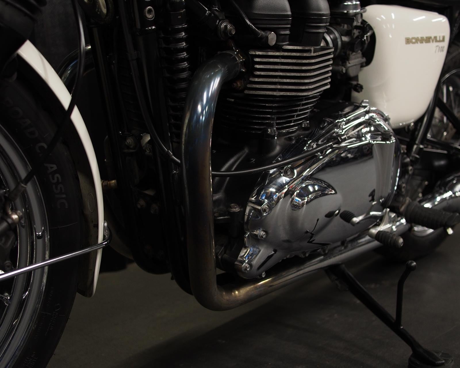 Approved Used 2015 Triumph Bonneville T100 SE - Road and Trials