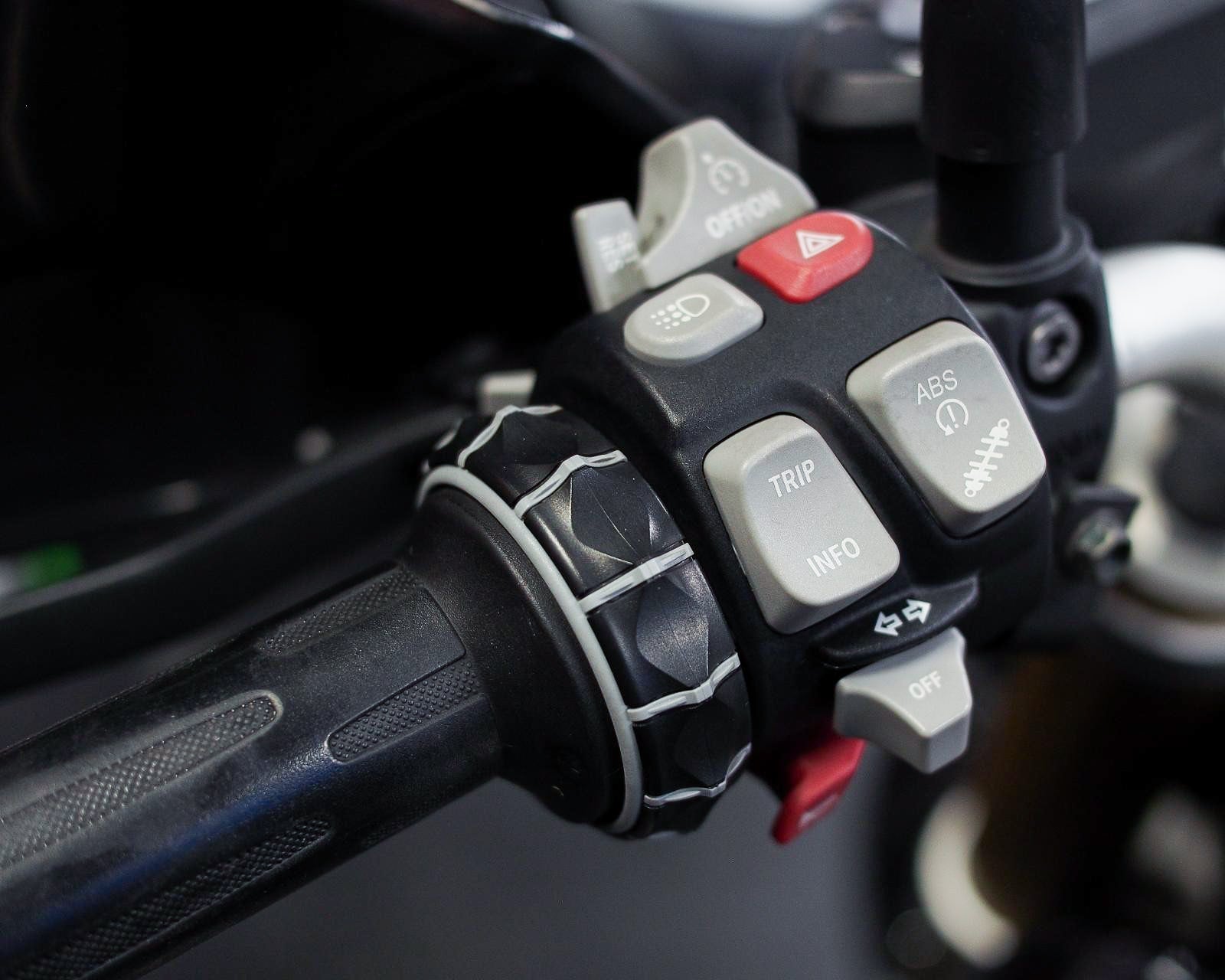 Approved Used 2016 BMW R1200R - Road and Trials