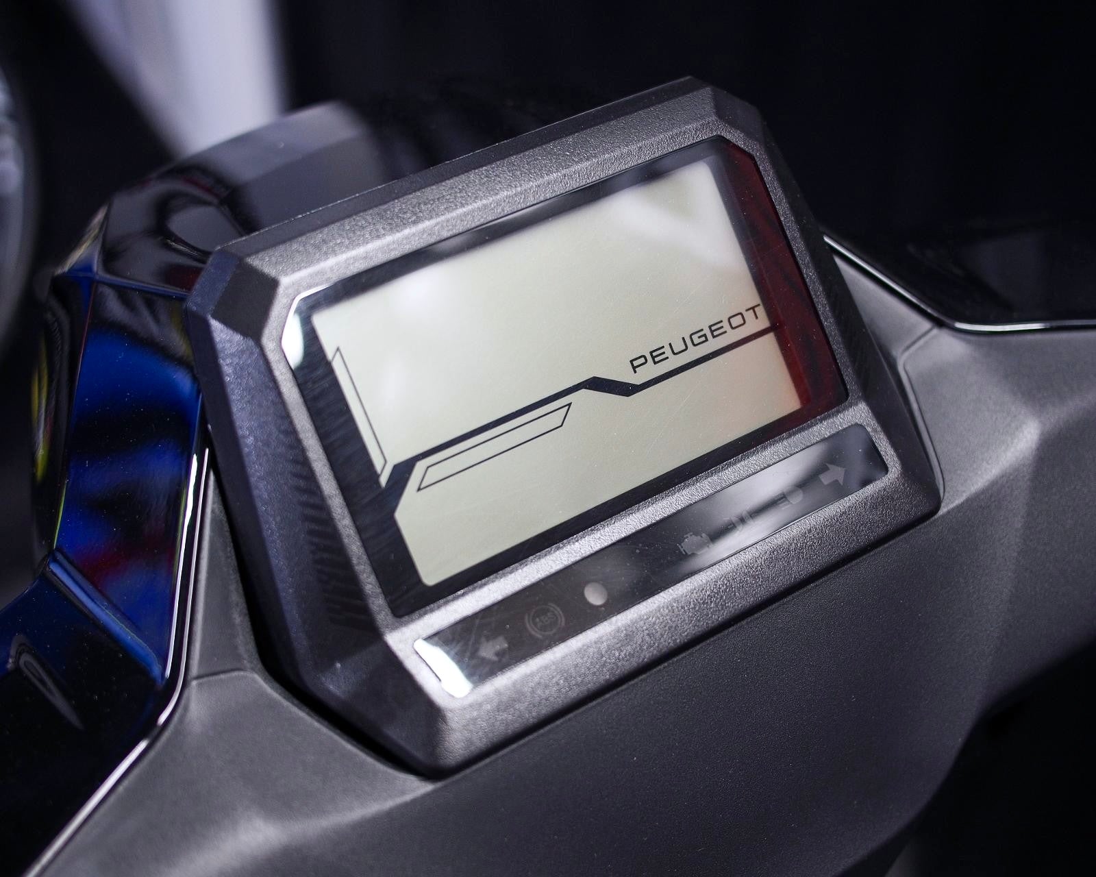 Approved Used 2025 Peugeot Tweet 125cc Scooter - Road and Trials