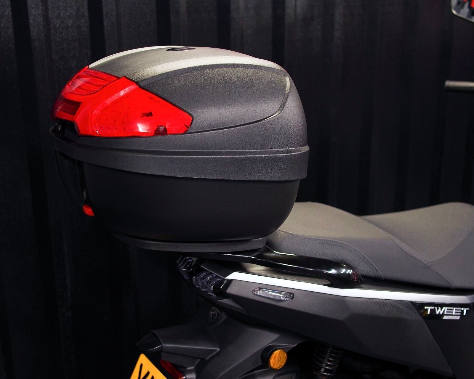 Approved Used 2025 Peugeot Tweet 125cc Scooter - Road and Trials